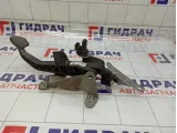 Педаль сцепления Ford Focus 3 BV617B633AA