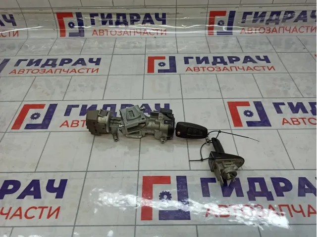 Замок зажигания Ford Focus 3