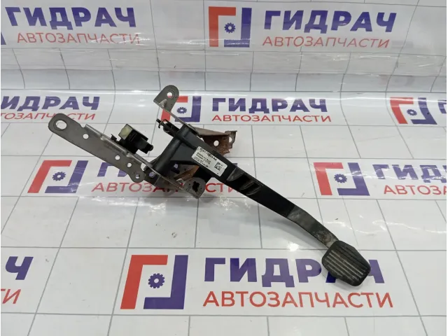 Педаль сцепления Ford Focus 3 1693148