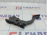 Педаль газа Ford Focus 3 1710214.