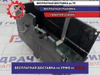 Крепление АКБ Ford Focus 3 1753501. Дефект.