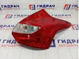 Фонарь задний правый Ford Focus 3 1825319