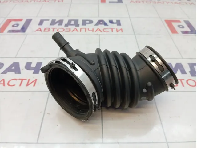 Патрубок воздушного фильтра Ford Focus 3 1948403
