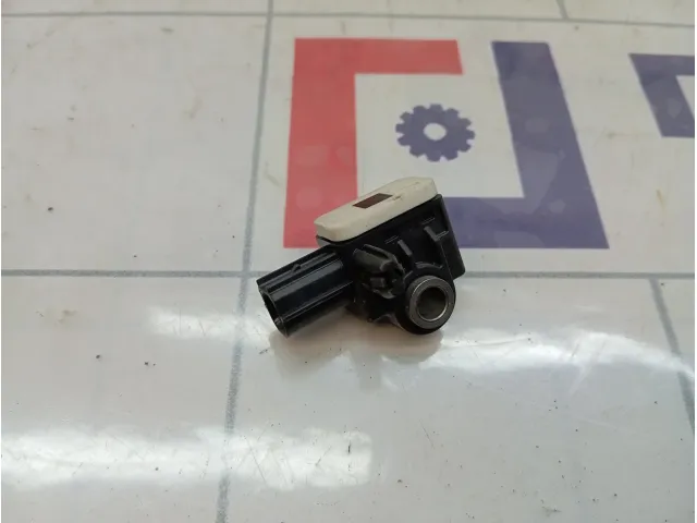 Датчик AIR BAG Ford Focus 3 1690924