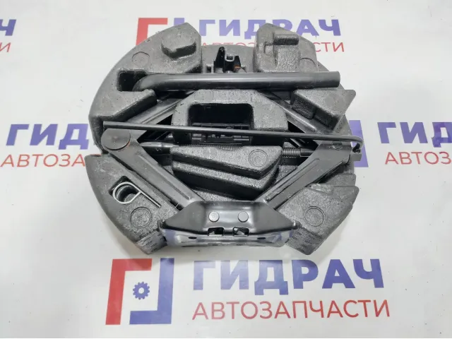 Ящик для инструментов Ford Focus 3 1787993.