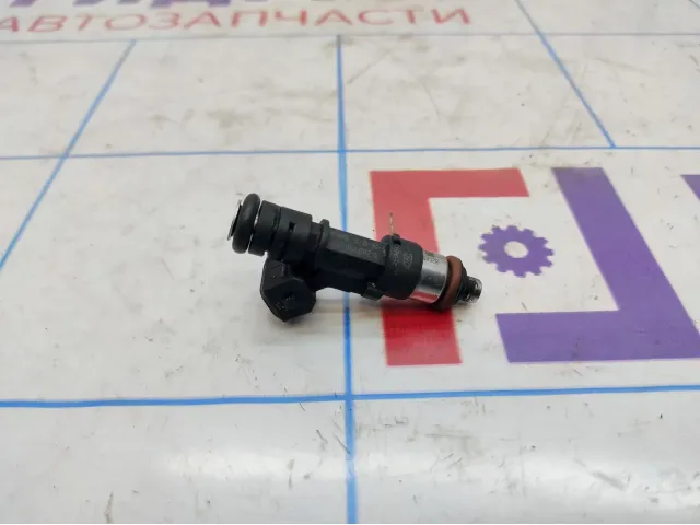 Форсунка инжекторная электрическая Ford Focus 3 1538984.