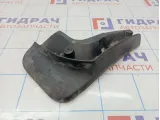 Брызговик задний правый Ford Focus 3 1824110. Дефект.