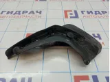 Брызговик задний правый Ford Focus 3 1824110. Дефект.
