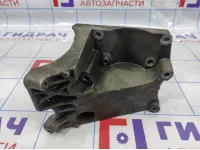 Кронштейн кондиционера Ford Focus 3 1715451.