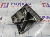 Кронштейн кондиционера Ford Focus 3 1715451.