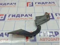 Петля капота левая Ford Focus 3 1750018.
