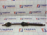Привод передний правый Ford Focus 3 2048637. Дефект пыльника.