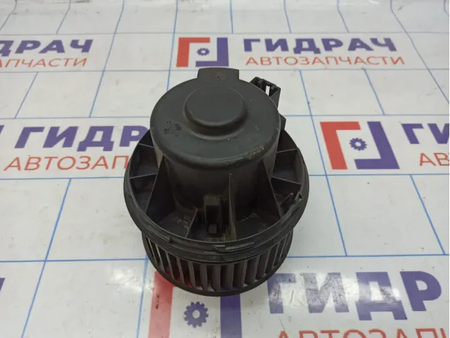 Моторчик отопителя Ford Focus 3 1696010. Присутствует вибрация.