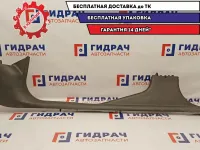 Накладка порога внутренняя передняя правая Ford Fusion 1538565. Потертость, царапины.