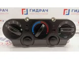 Блок управления отопителем Ford Fusion 1426730. Трещины. Без кондиционера.