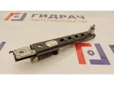 Механизм регулировки ремня безопасности Ford Fusion 1307703.