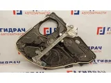 Панель двери задней левой Ford Fusion 1545263. С механическим стеклоподъемником.