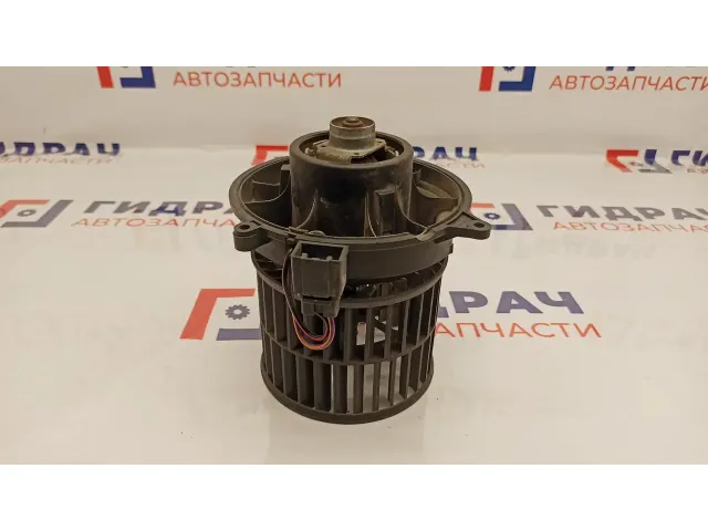 Моторчик отопителя Ford Fusion 1252926.