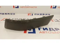 Молдинг заднего бампера правый Ford Fusion 1431027. Дефект, сломаны крепления.