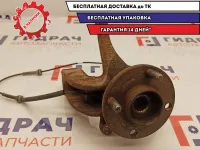 Кулак поворотный передний левый Ford Fusion 1777797. Сломан датчик ABS.