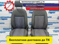Комплект сидений Ford Fusion . Дефект водительского сидения. Передние с подогревом.
