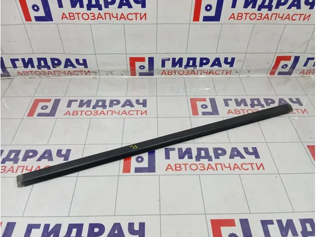 Накладка стекла передняя левая Ford Fusion 1374114