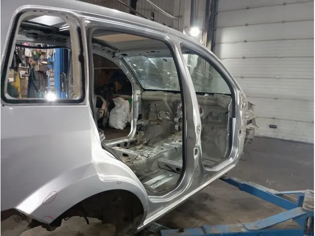 Порог со стойкой правый Ford Fusion