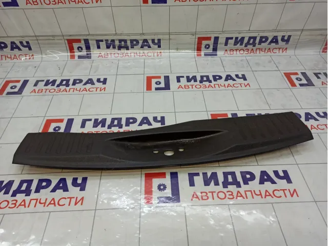 Обшивка багажника на заднюю панель Ford Fusion 1376452