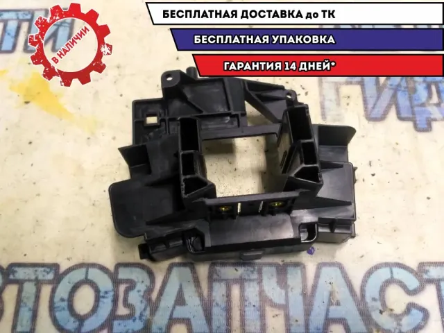 Кронштейн подрулевых переключателей Ford Kuga CBV 3M5T6475AE Отличное состояние