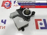 Моторчик стеклоподъемника задний правый Ford Kuga 1767048.