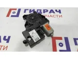 Моторчик стеклоподъемника задний правый Ford Kuga 1767048.