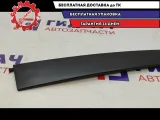 Накладка двери задней левой Ford Kuga 1496731. Царапины.