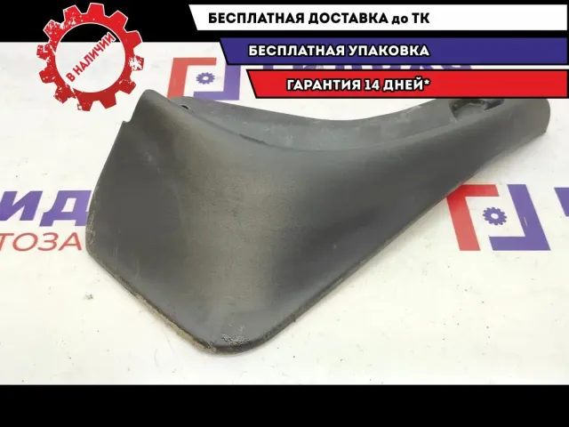 Брызговик задний правый Ford Kuga 8V4J28370AC.