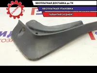 Брызговик передний правый Ford Kuga 8V4J16A262AD.