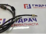 Трос стояночного тормоза Ford Kuga 1707759. Дефект крепления, комплект.