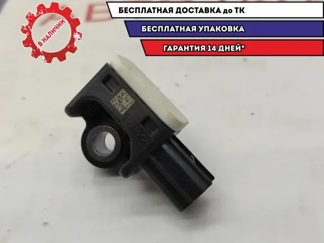 Датчик AIR BAG Ford Kuga 1523017.