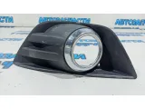 Рамка противотуманной фары левой Ford Kuga 8V4119953A.