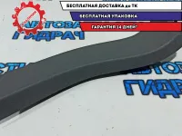 Обшивка двери багажника правая нижняя Ford Kuga 8V41S31006ABW. Дефект.