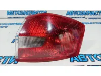 Фонарь задний наружный правый Ford Kuga 8V4113404CH. 1710611.