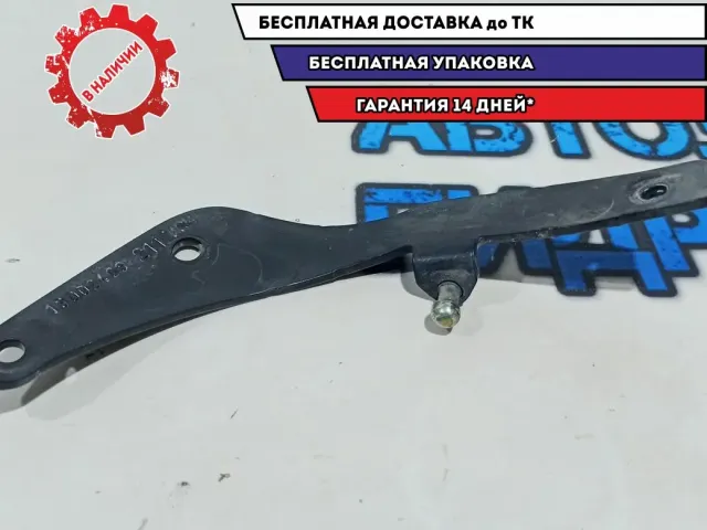 Кронштейн амортизатора задней двери правый Ford Kuga 13002408.