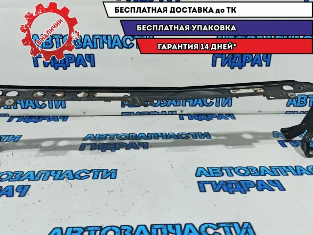 Балка подрадиаторная Ford Kuga 8V418A297AB. 1519747. Дефект.