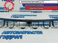Направляющая заднего бампера Ford Kuga 8V4117B861AB.