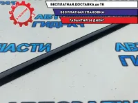 Накладка стекла заднего левого внутренняя Ford Kuga 1699596.