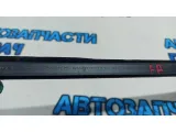 Накладка стекла переднего правого внутренняя Ford Kuga 1699593.