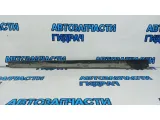 Молдинг передней правой двери Ford Kuga 8V41S20306AB.
