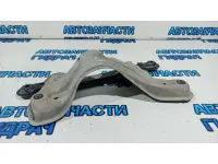 Кронштейн подвесного подшипника передний Ford Kuga 1678071. С усилителем пола.