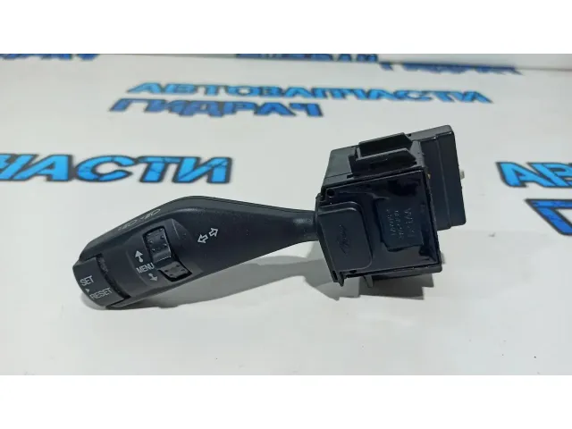 Переключатель поворотов подрулевой Ford Kuga 1362587.