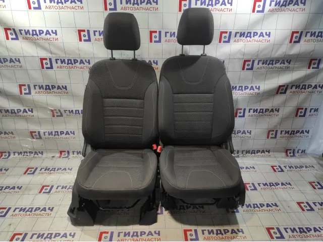 Комплект сидений Ford Kuga (CBS)