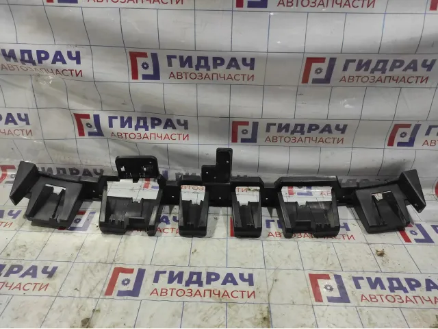 Кронштейн заднего бампера Ford Kuga (CBS) 2099213