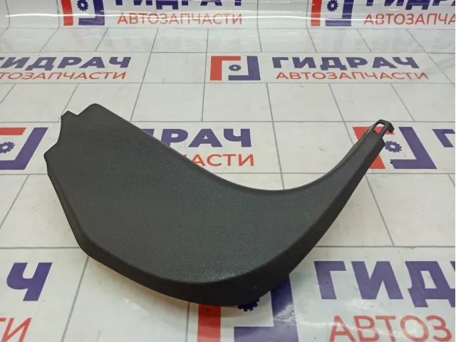 Обшивка стойки передней правой нижняя Ford Kuga (CBS) 5238333